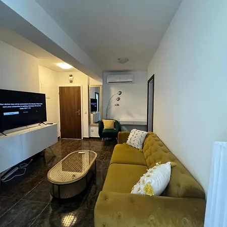 Appartement Bella 2 *